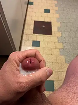 mikiss789's cam snapshot