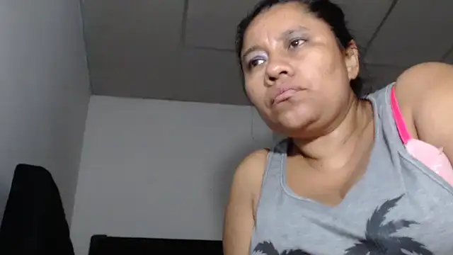 adrixxx38 live sex cam