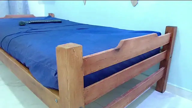 ashlyanaldeep18's cam snapshot