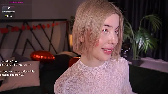 LindaThacker live sex cam