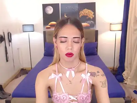 PreciousAmore live sex cam