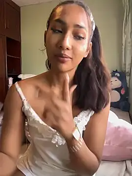 lyla_luv live sex cam