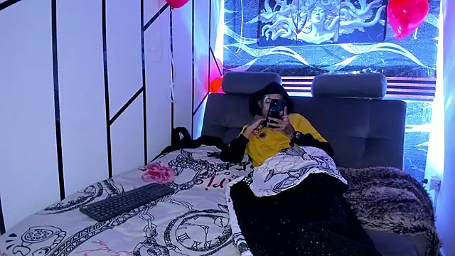 ELL_PBC live sex cam