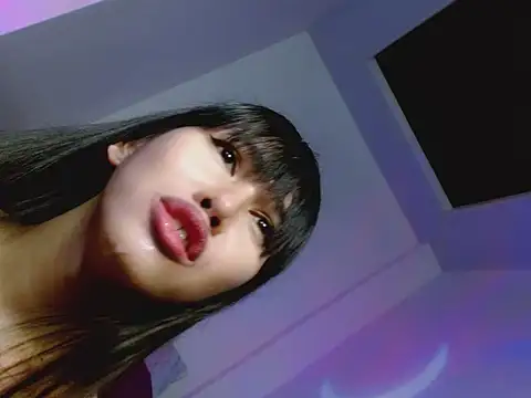 Ella_foxxx live sex cam