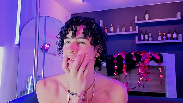 nova_salvatore live sex cam