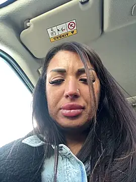 RuslanaXX live sex cam