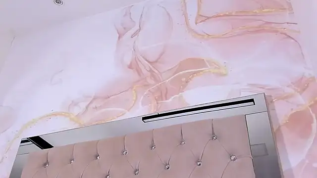 Luna_Tylor's cam snapshot