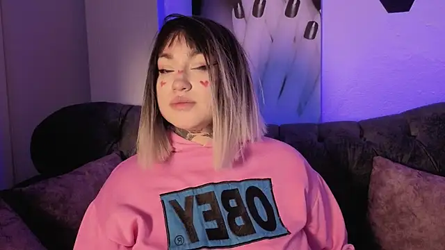 meowboo's cam snapshot