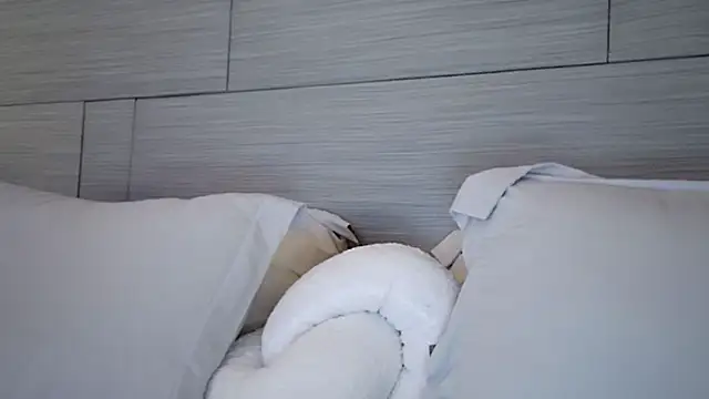 IvyOnna live sex cam