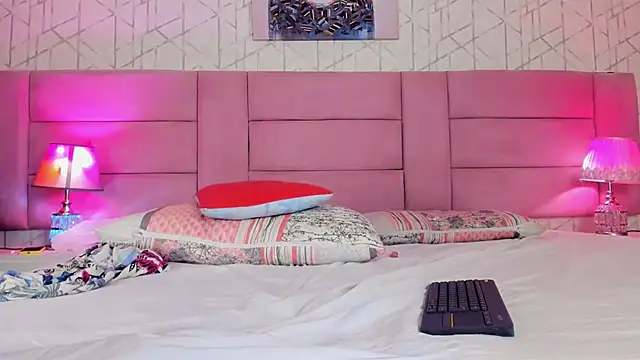 MaiaRicci's cam snapshot