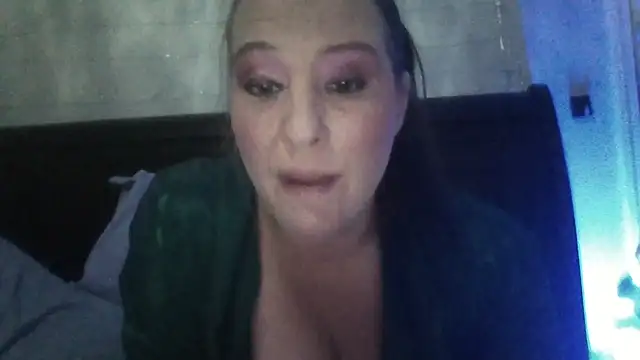 Juicy-Jugs's cam snapshot