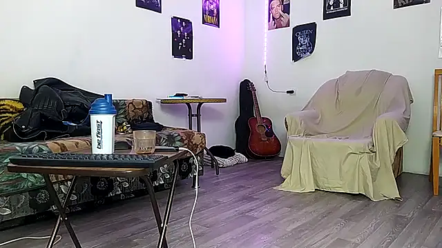 Huntall77's cam snapshot