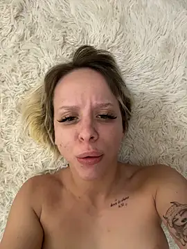 LikaCat live sex cam