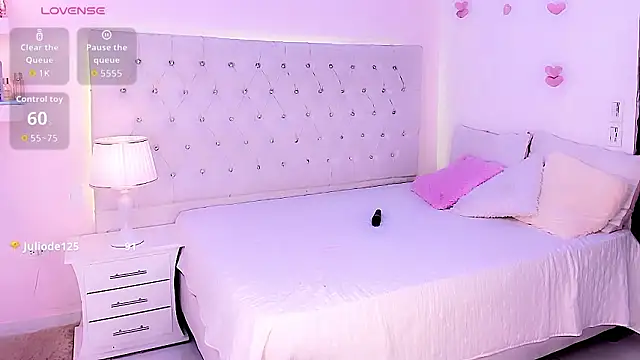 Michell_simons live sex cam