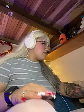 Sophia_Weest99's cam snapshot