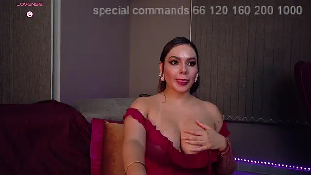 andrea_indira20's cam snapshot