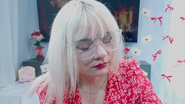 TawandaKerst's cam snapshot