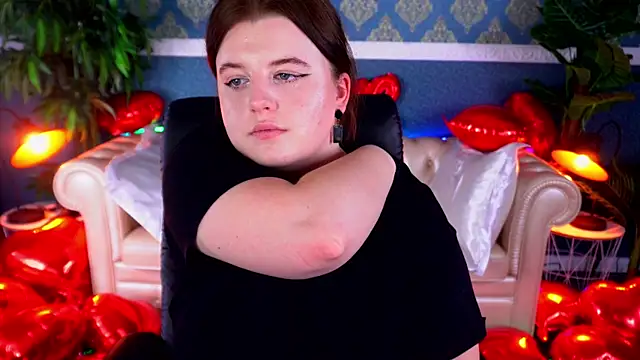 KristiFoxy live sex cam