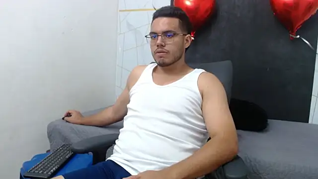 Trevor_Ash's cam snapshot