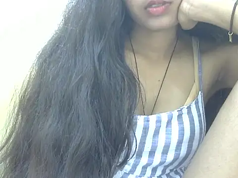 SEXY_PRIYA83's cam snapshot