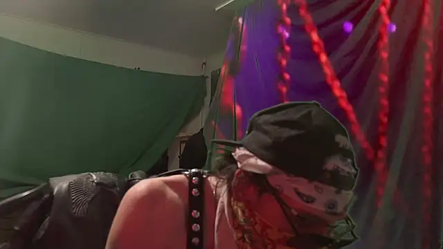 MasterDaddyCool live sex cam