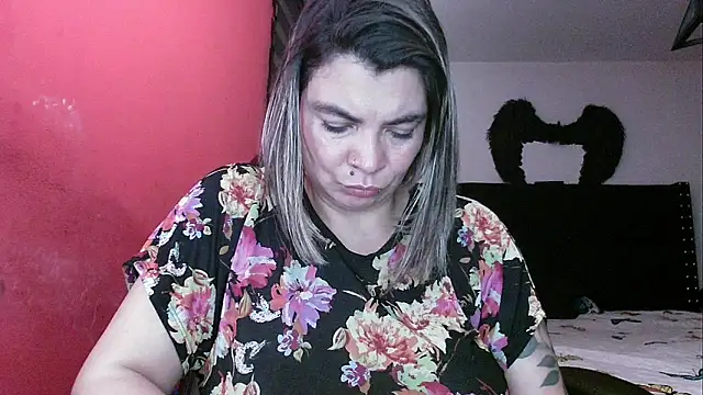 charlotedoll's cam snapshot