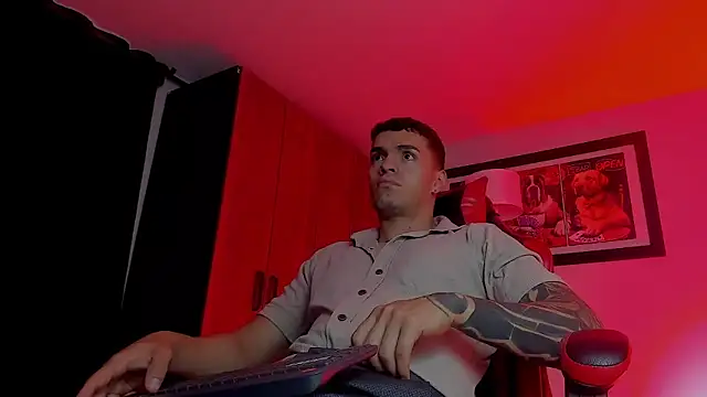 ALPHA_DOMINUS_ live sex cam