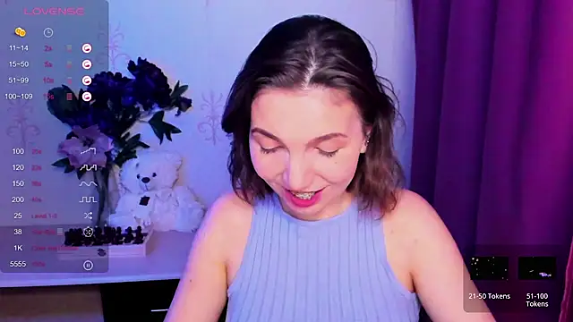 KindHazelHere_ live sex cam