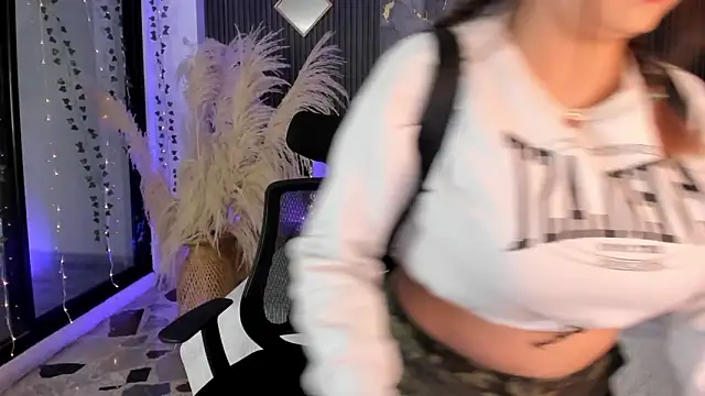 SarahCastro1_ live sex cam