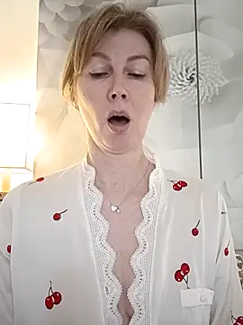 stellahere8's cam snapshot