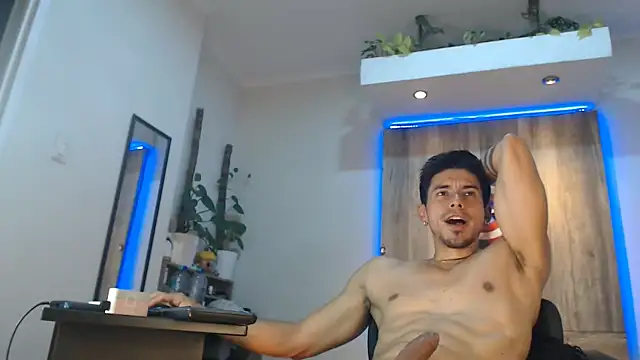 Andrew_4_ live sex cam