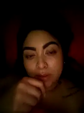 Victoria_Jonhss live sex cam