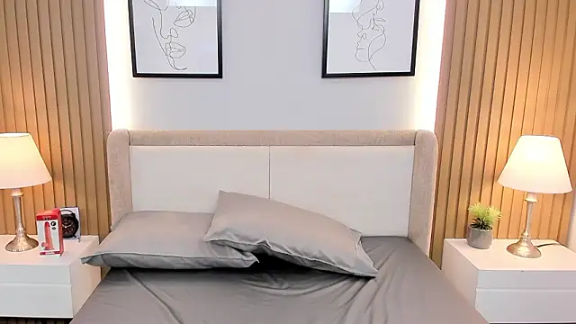 irene_lopes's cam snapshot