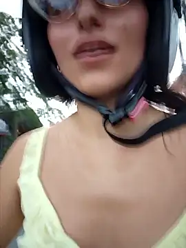 Izabella_Bella live sex cam