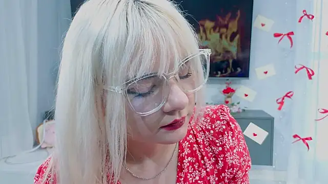 TawandaKerst's cam snapshot