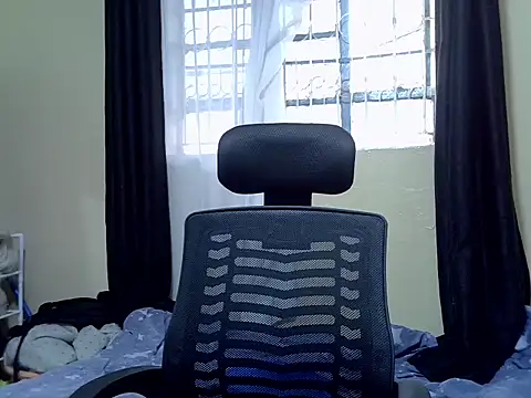 Horny-slut_'s cam snapshot