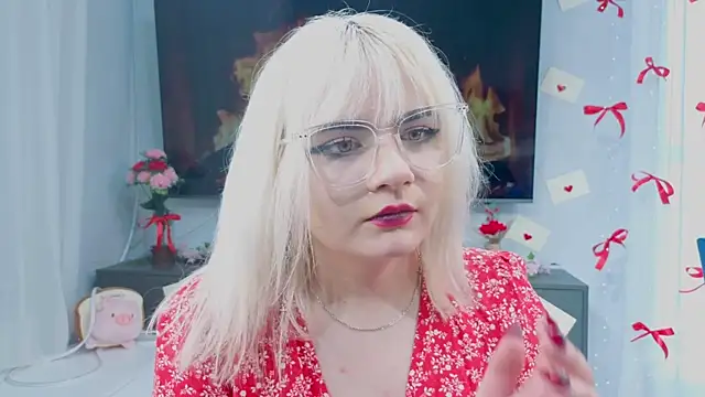 TawandaKerst's cam snapshot