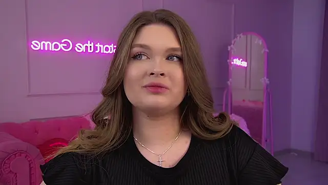 CrystalLyons live sex cam