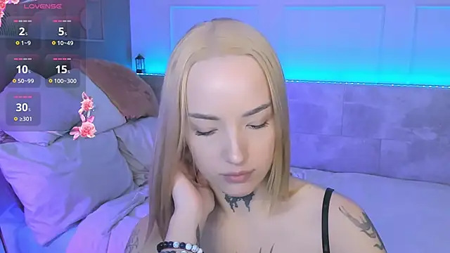 MarquiseMuse's cam snapshot