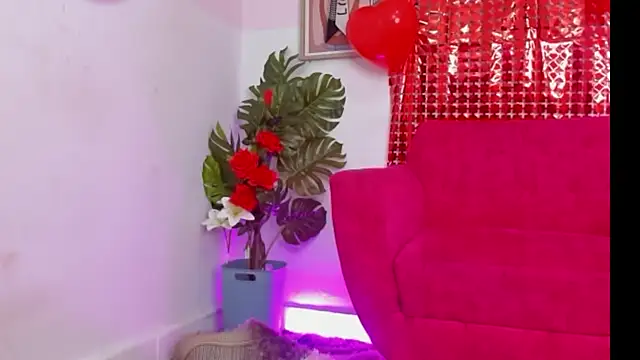 Miakhalifa_7's cam snapshot