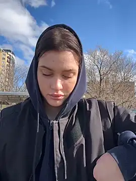 KikiWatson live sex cam