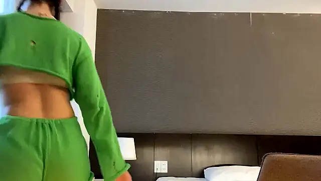 Kate_Nurofsen's cam snapshot