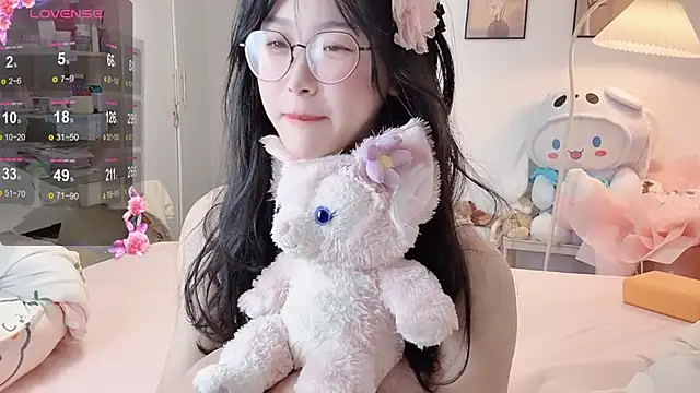 Luminous4173 live sex cam