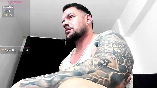 musclemonster31's cam snapshot