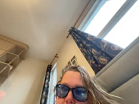 Scarletcum22's cam snapshot