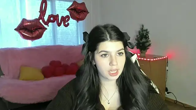 KisaModel's cam snapshot