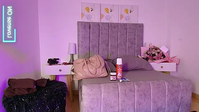 Lucy_Carson_'s cam snapshot