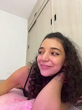 uniquerossie's cam snapshot