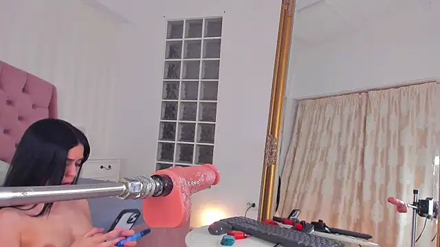 JassyeJoy live sex cam