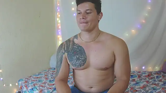 Eternalfuego live sex cam